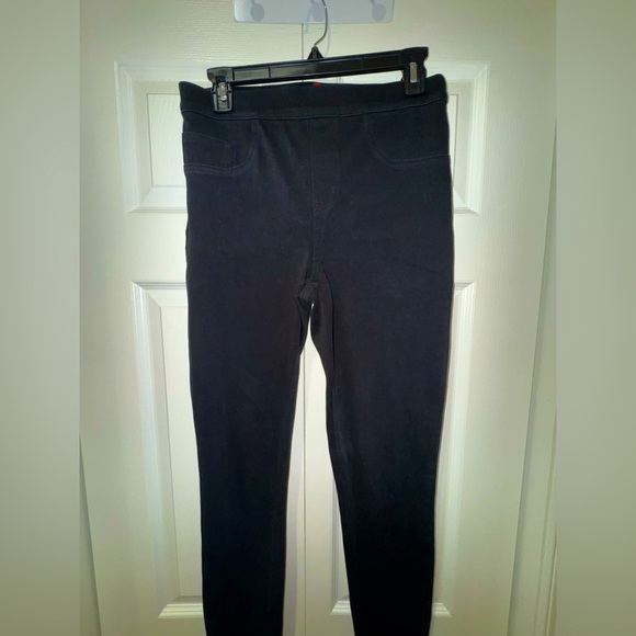 Spanx Women's Black Jeggings. Size M. GUC - Picture 1 of 9